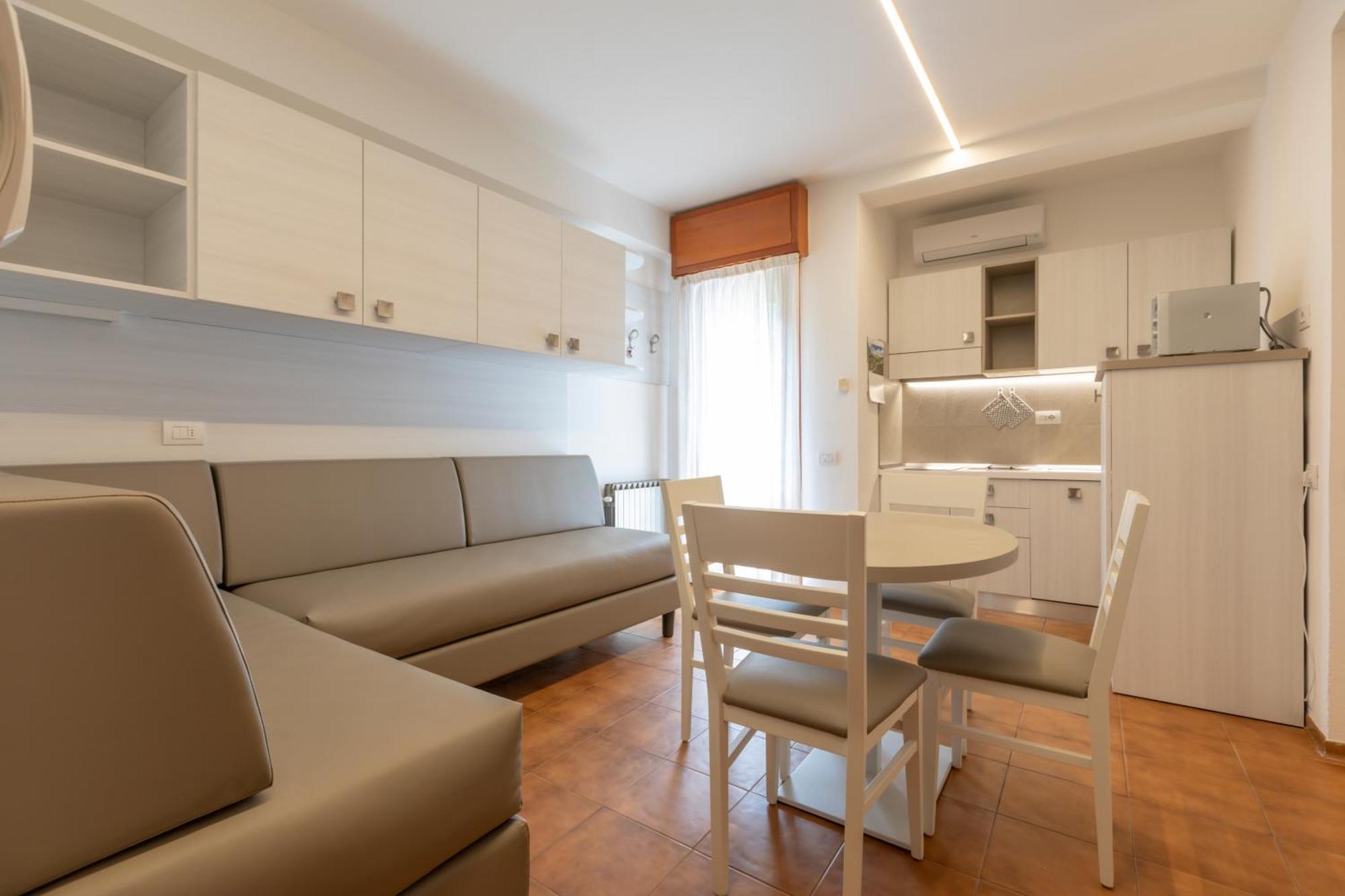 Residence Piccolo Milano Marittima Eksteriør bilde