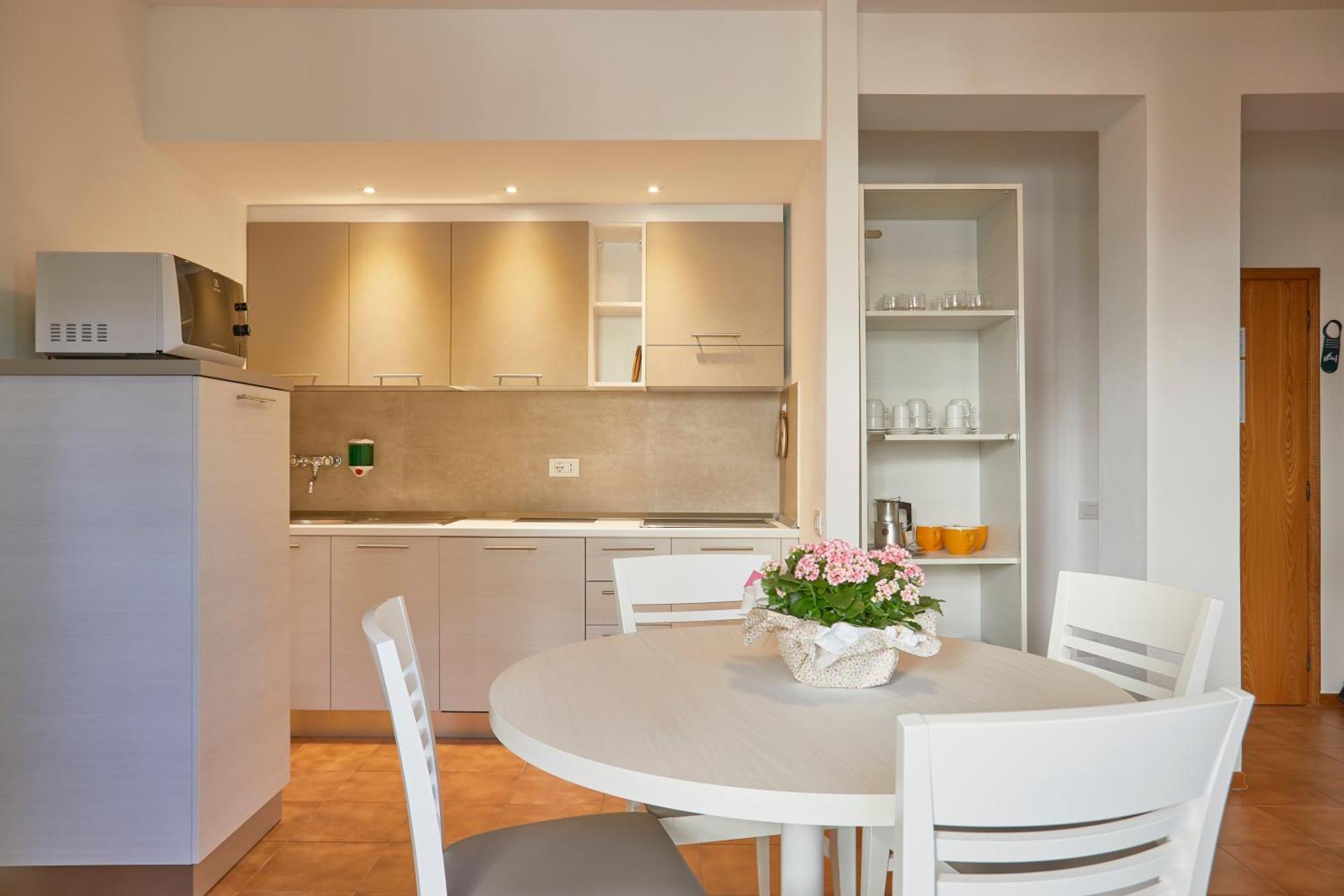 Residence Piccolo Milano Marittima Eksteriør bilde