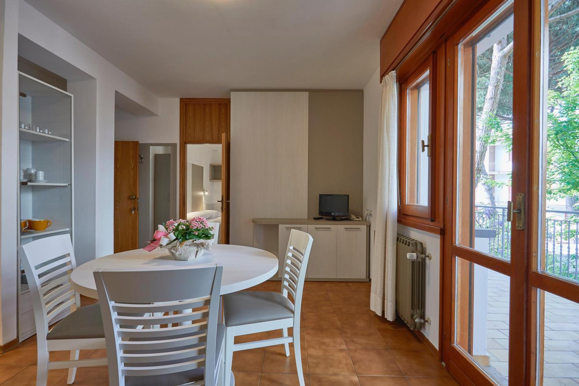 Residence Piccolo Milano Marittima Eksteriør bilde